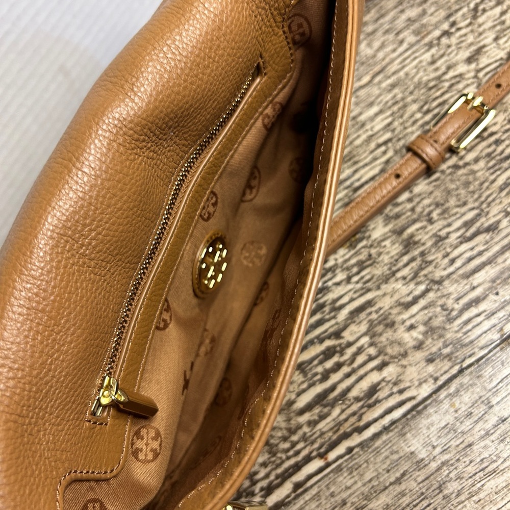Tory Burch - Picture 3 of 6